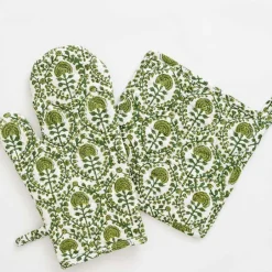 Pomegranate Inc Caroline Green Oven Mitt Set^ Oven Mitts