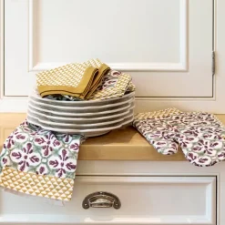 Pomegranate Inc Fleur de Lis Antique Jade Tea Towels^ Tea Towels