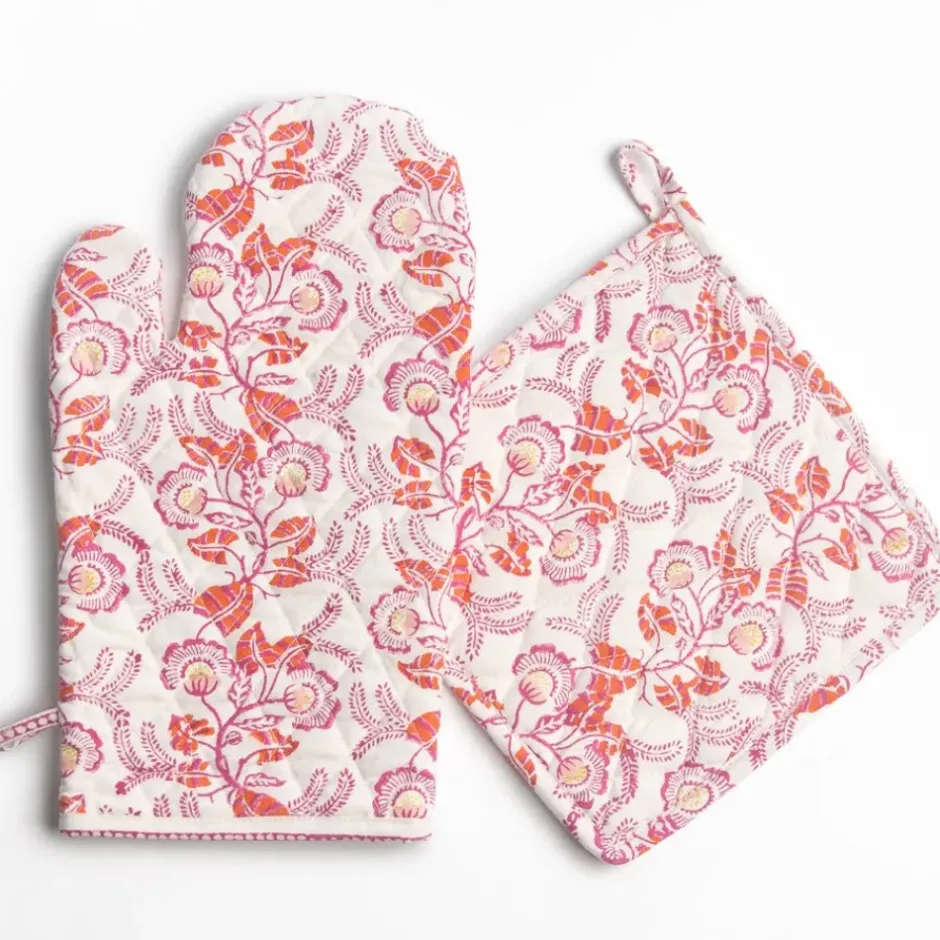 Pomegranate Inc Gardenia Vine Berry Oven Mitt Set^ Oven Mitts