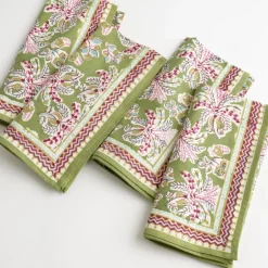 Pomegranate Inc Grecian Palm Fern & Magenta Napkin | Set of 4^ Napkins