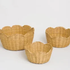 Pomegranate Inc Natural Wicker Scalloped Bowl^ Serveware|Rattan, Wicker & Bamboo