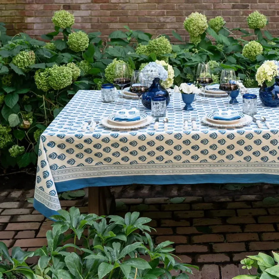 Pomegranate Inc Pinot Tablecloth^ Tablecloths