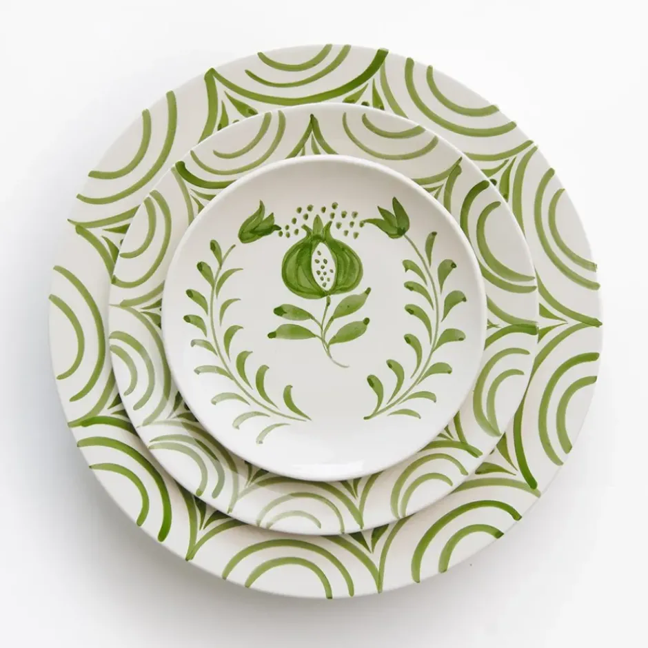 Pomegranate Inc Pomegranate Crest Green Dinner Plate | Set of 2^ Dinnerware