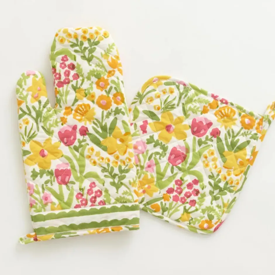 Pomegranate Inc 70s Flower Oven Mitt Set^ Oven Mitts